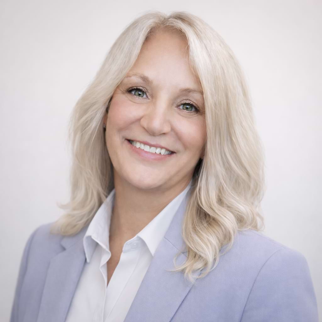 Headshot of Kari Allen, VP of Sales for Insureon Headshot of Kari Allen, VP of Sales for Insureon