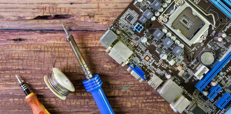 How to Start a Successful Computer Repair Business | Insureon