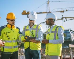 How Do Construction and Contractor Licenses and Permits Work? | Insureon