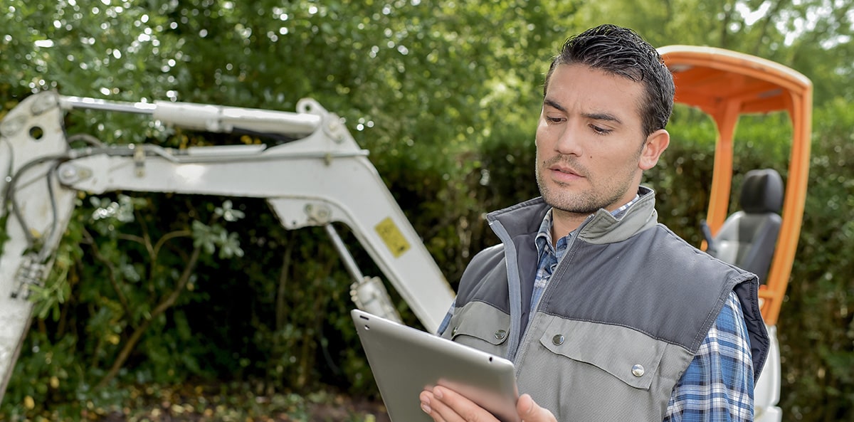 How to get landscaping contracts