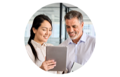 Small business owners scheduling an appointment online with a licensed insurance agent.