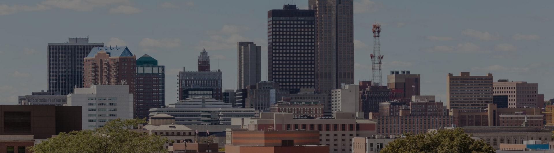 Des Moines, IA city skyline